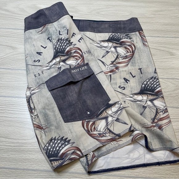 Salt Life Patriot USA Flag Sailfish Glory Swim Board Shorts Mens Size 40 New - Picture 5 of 12